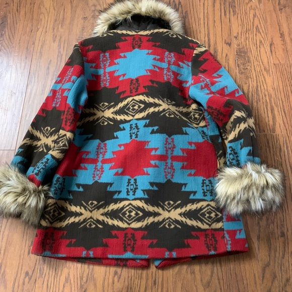 Tasha Polizzie javket - Picture 2 of 4